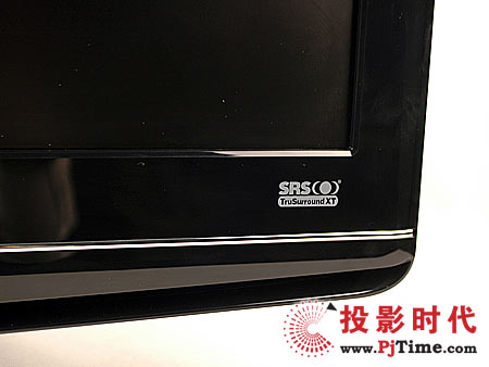 海信旗艦TLM42V68PR液晶電視機評測正面細節(jié)