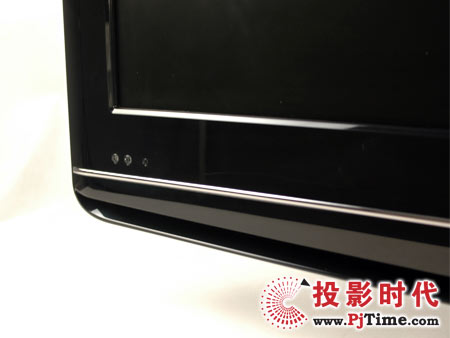 海信旗艦TLM42V68PR液晶電視機評測正面細節(jié)