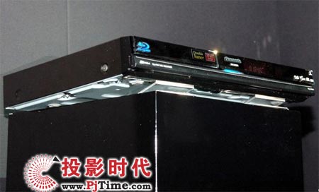 DMR-BW500C(j)˃ɂ{(dio)C