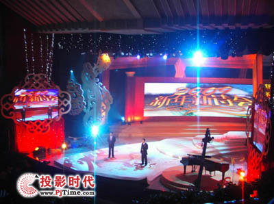 CCTV2009新年新詩會采用金立翔300平彩屏