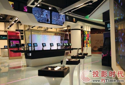 Zain巴林商店的未來(lái)特征的數(shù)字標(biāo)牌