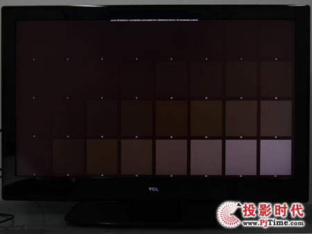 TCL L46P10FBE藍(lán)光互聯(lián)網(wǎng)電視:灰階對比度測試