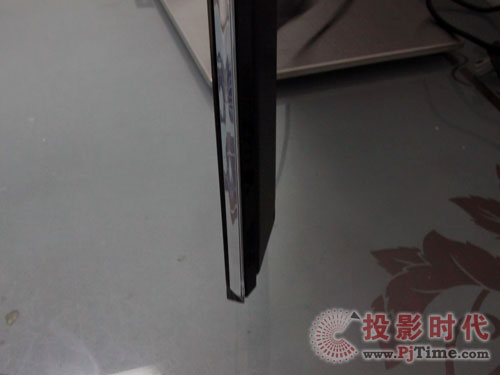 LED水晶 詳評三星液晶電視UA55B8000外觀賞析