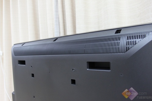 索尼KDL-46HX700更多外觀細(xì)節(jié)