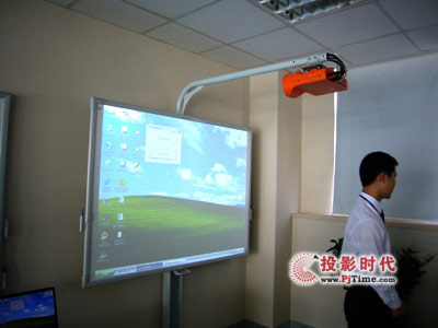 _˹ACTIVboard+2̽ϵy(tng)ʽͶЈ(chng)