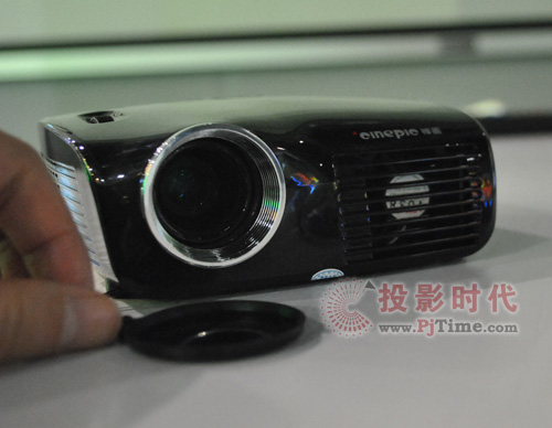 神畫CPX06微型投影機