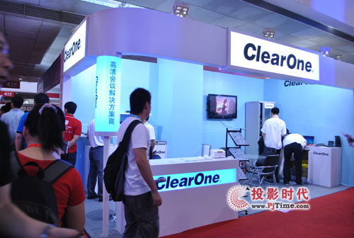 Clearone(hu)hQ౱չ