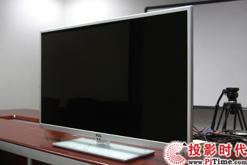 TCLL46V7300A-3D ҕ@