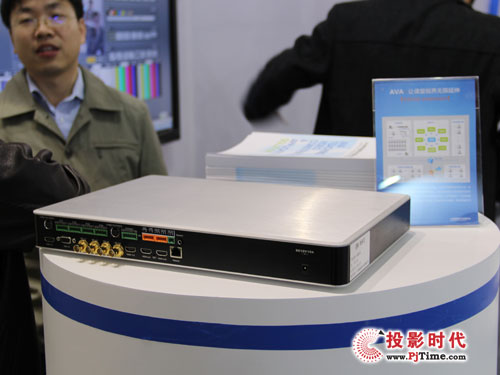 AVAyǶʽ䛲ϵy(tng)F(xin)2014bչ