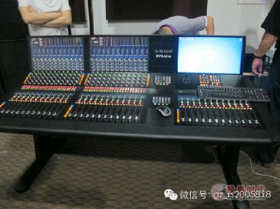 (qing)(qing)(lin) PPJɞFAIRLIGHT EVO.LiveA؅^(q)AVЈ(chng)