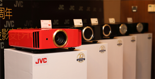 JVC 2018D-ILA 4K HDRȫͶӰC(j)ƷҪc(din)