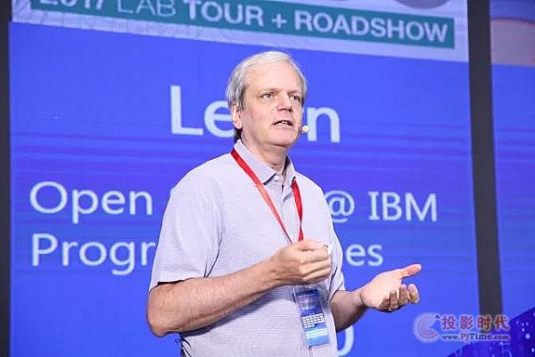 IBM_żg(sh) Todd Moore