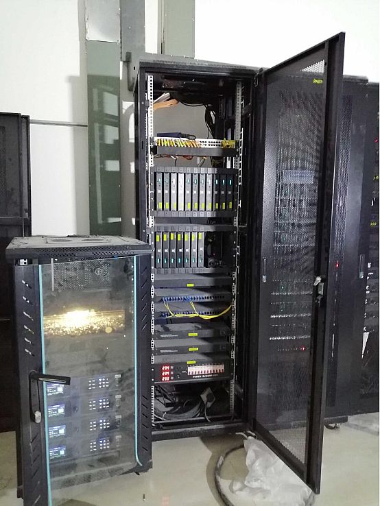 P(chung)_:XMS8000ֲʽϵy(tng)2022坍Դb^O(sh)