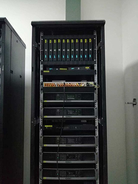 P(chung)_:XMS8000ֲʽϵy(tng)2022坍Դb^O(sh)