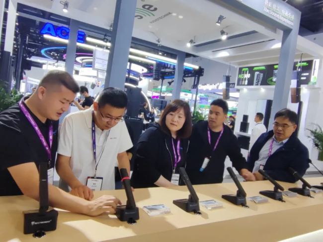 ӡ{(ln)@ϵȫ(sh)ܕ(hu)hϵy(tng)ȫ(j)2024 InfoComm Chinaչ