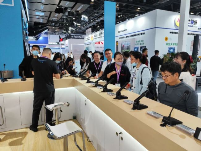 ӡ{(ln)@ϵȫ(sh)ܕ(hu)hϵy(tng)ȫ(j)2024 InfoComm Chinaչ