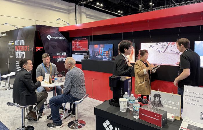 ۷eƼ_(d)ϵLED(q)(dng)infoComm 2025